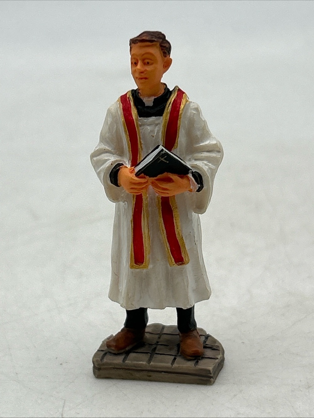 Lemax 2001 Village Minister Holidays Seasons Figurine 02399 Vintage Retired